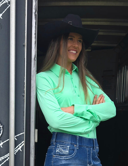 Cowgirl Tuff  Mint Breathe Lightweight Stretch Pullover Button-Up