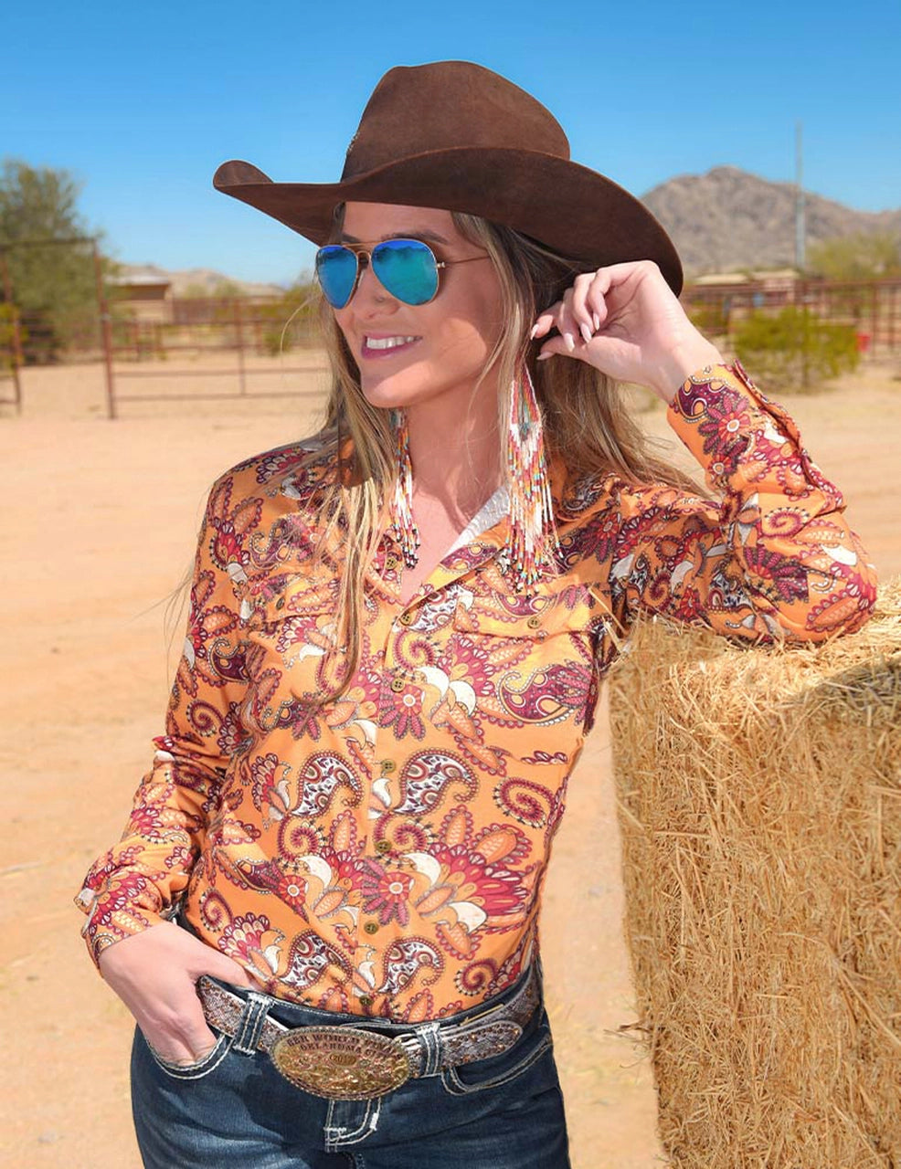 Cowgirl Tuff Gold Paisley Print Pullover Button-Up